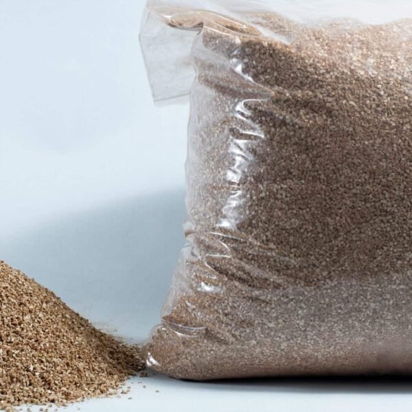 Vermiculite (2) Bulk vermiculite for animal feed