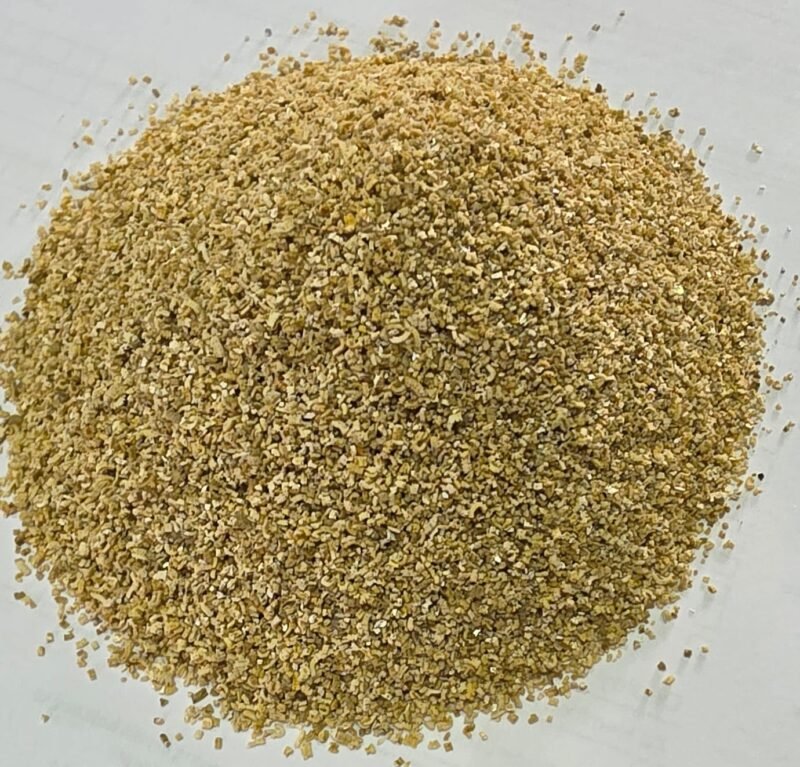 Feed grade vermiculite for animal feed manufacturing and premixes